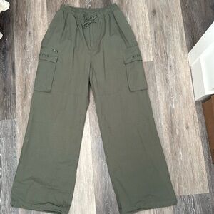 Olive Green Wide Leg Cargo Pant